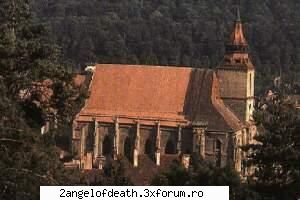 renumita bisericuta neagra;) desiii n ue chiar asa neagra mai degraba gri :d :zzz: brasov